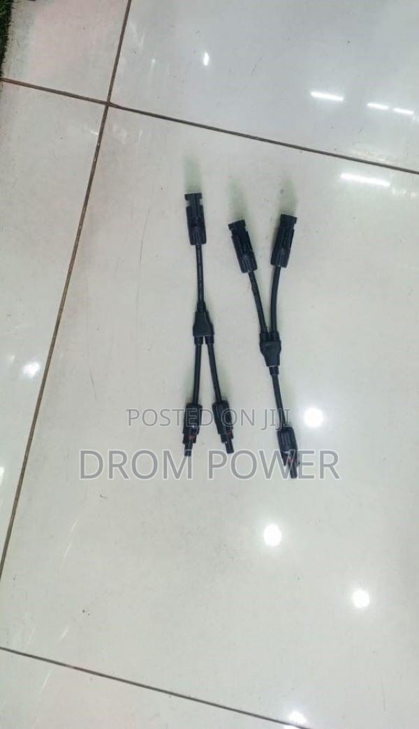 Mc4 Connector 2-way Y Type - main view