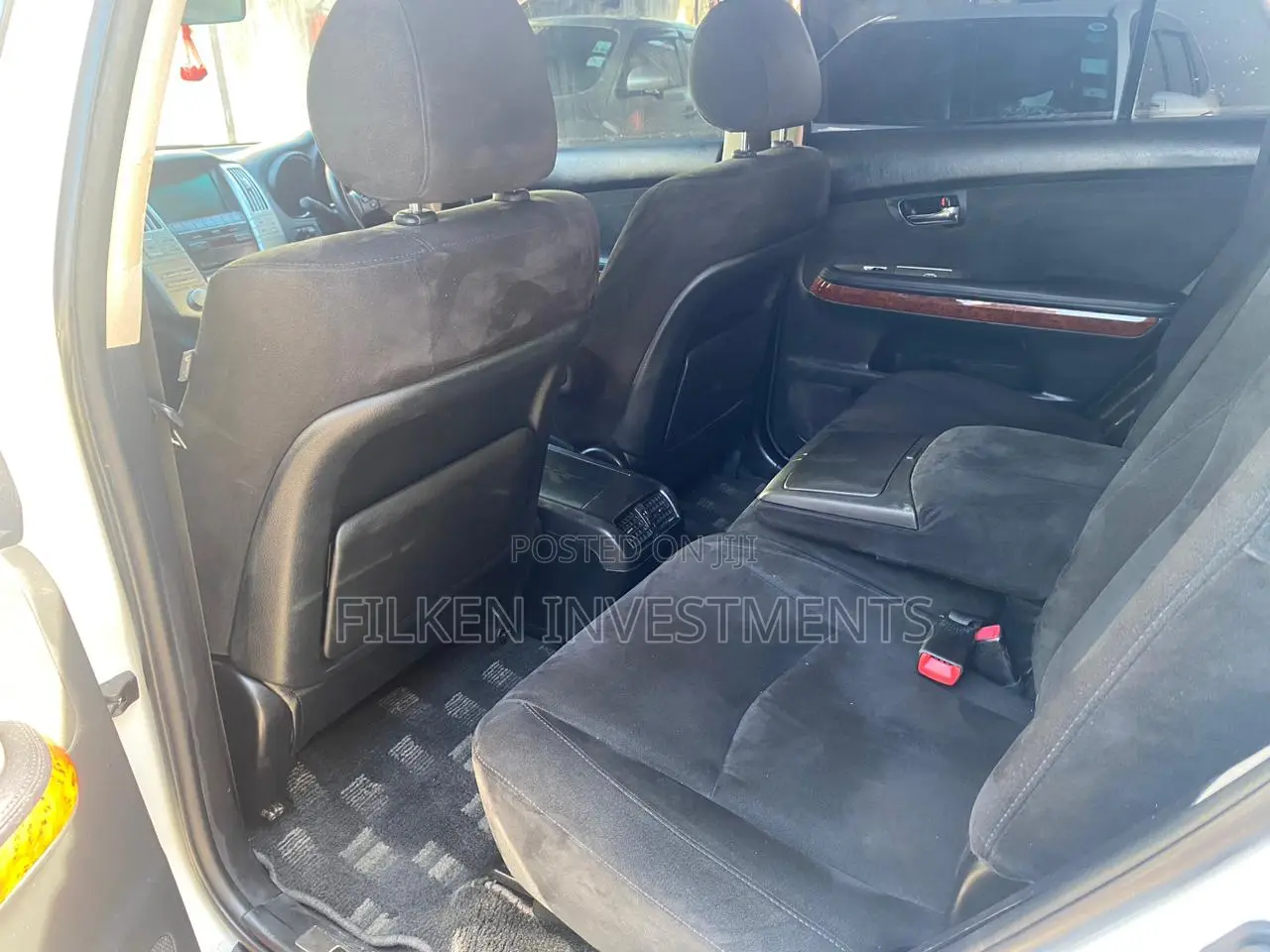 Toyota Harrier 2.4 2013 White