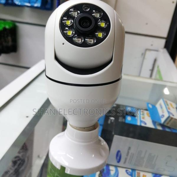 ^Light Bulb Security Camera Wireless Outdoor - 2.4ghz/5ghz - main view