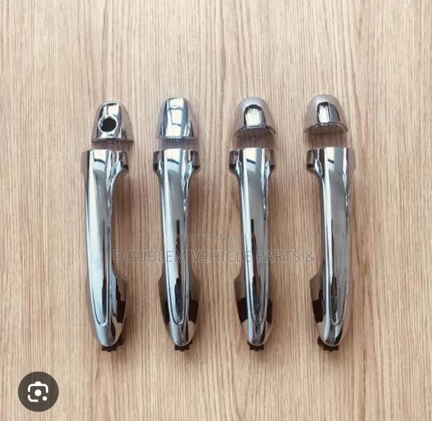 Outer Door Handles Hilux Revolution 2015 Silver/Chrome
