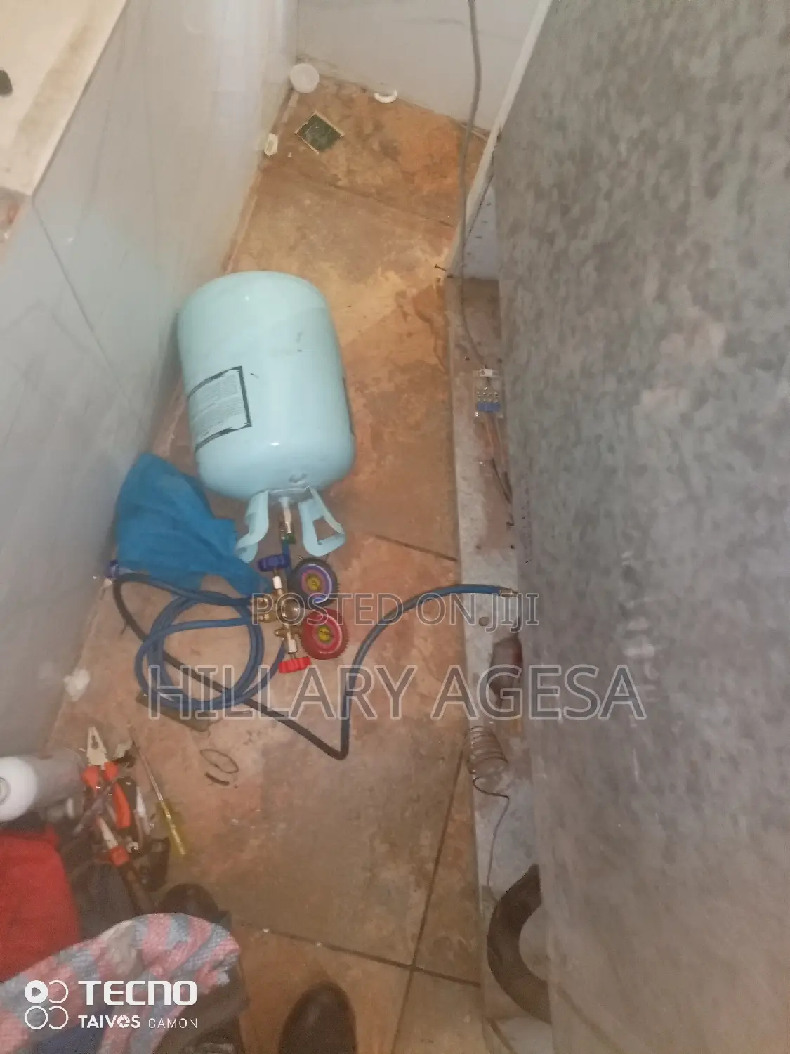 Fridge Side by Side Gas Refilling and Compressor Service