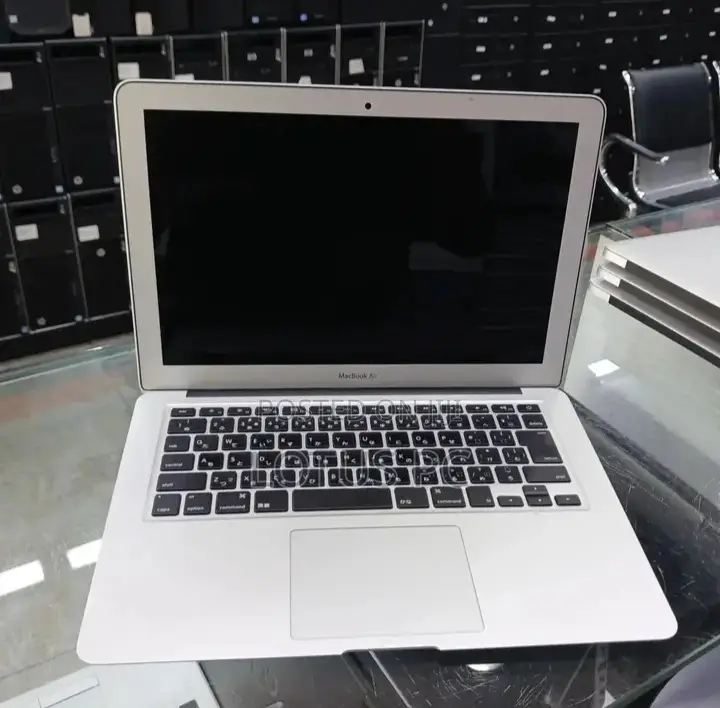 Laptop Apple MacBook Air 2015 4GB Intel Core I5 SSD 128GB