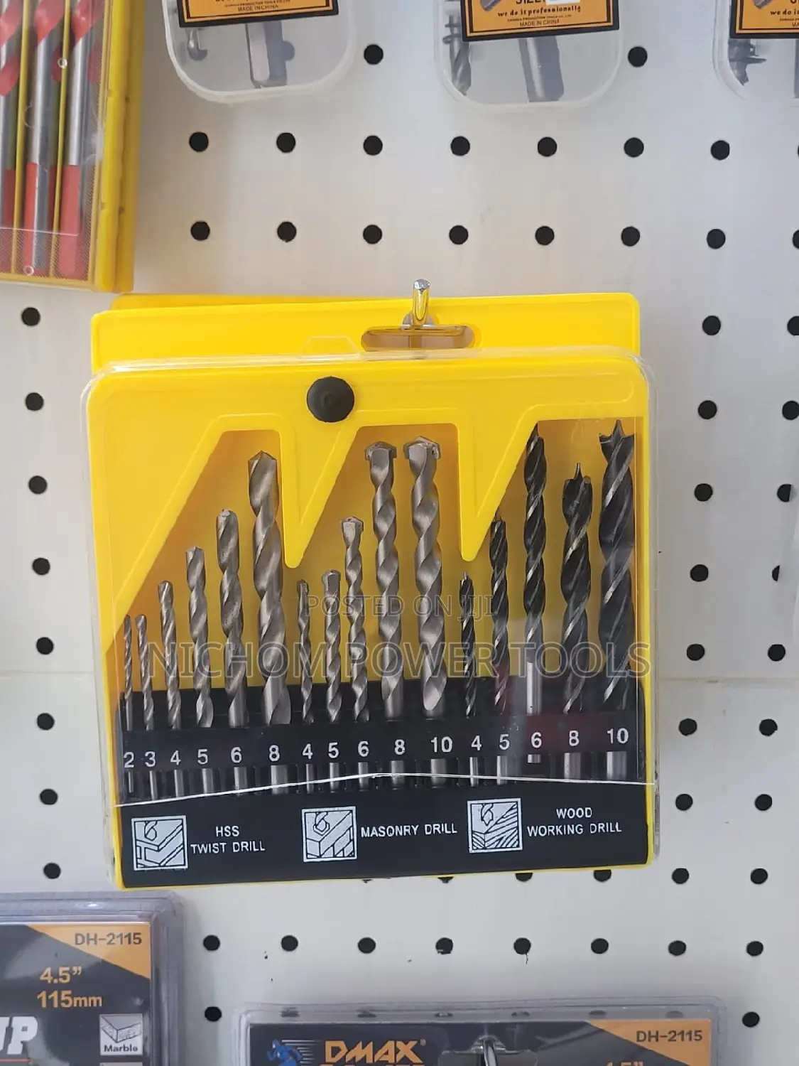 A Set of 6pcs Hss,5pcs Masonry 5pcs Wood Bits