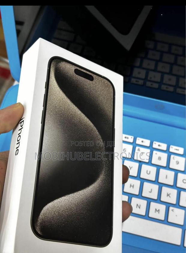 New Apple iPhone 15 Pro 128 GB Silver - main view