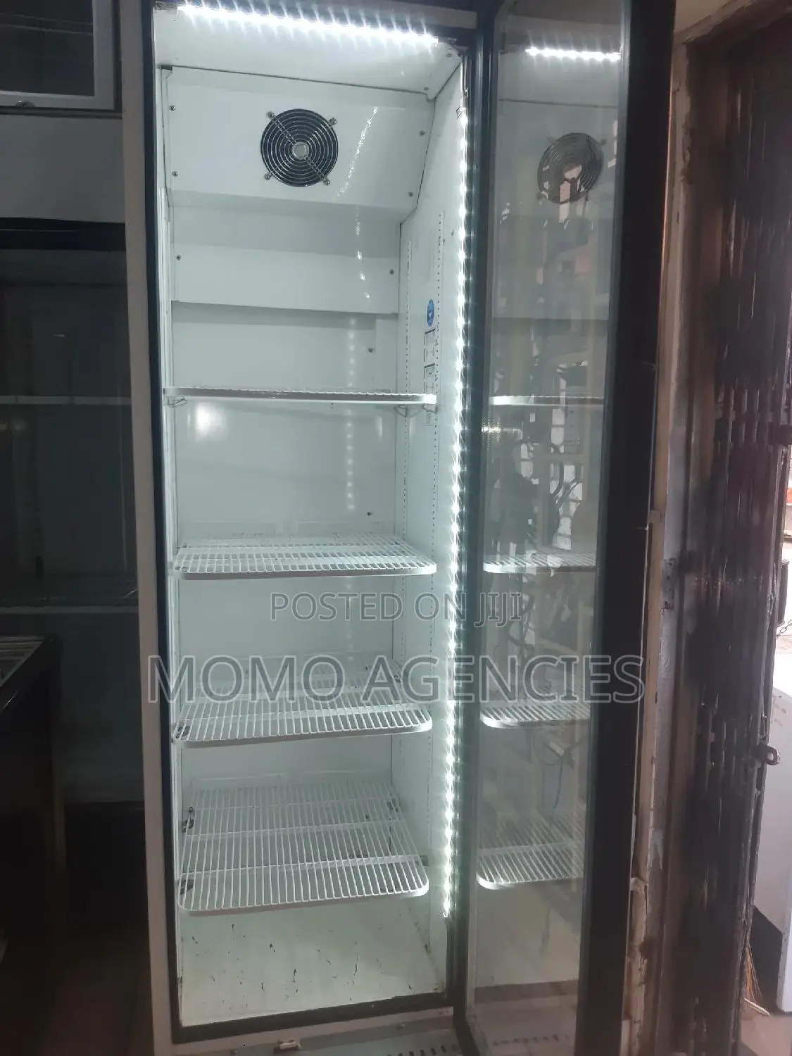 Display Fridge 400l