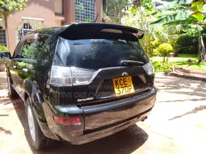 Mitsubishi Outlander 2.4 2009 Black