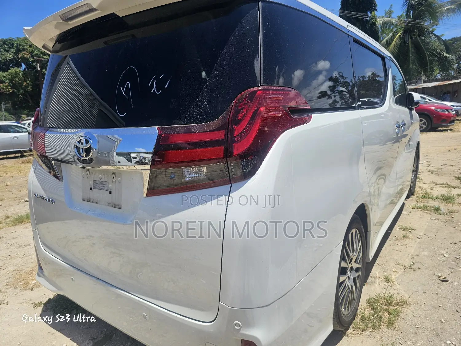 Toyota Alphard 2017 White
