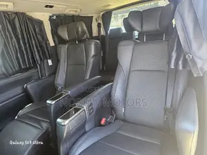 Toyota Alphard 2017 White