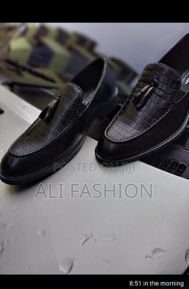 Restocked Quality Leather Moccasins - thumbnail 2