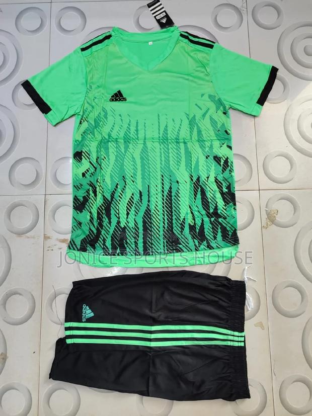 Unique Football Uniforms - main view