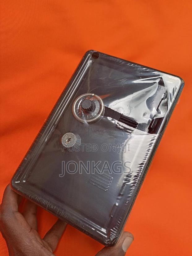 Mini Piggy Safe - thumbnail 3