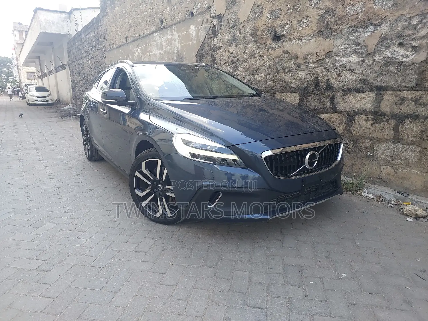Volvo V40 2017 Gray