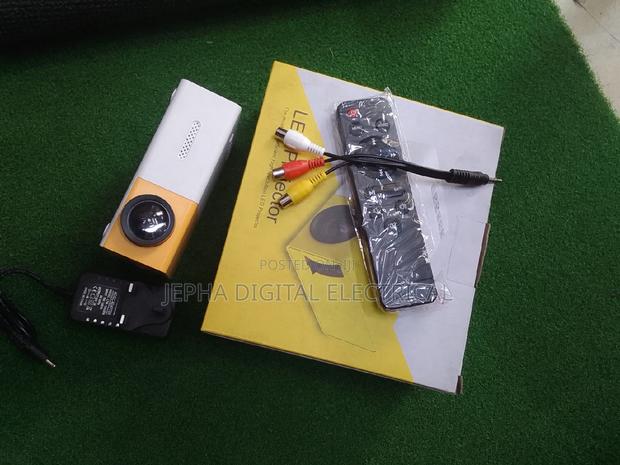 Quality Led Projector - main view