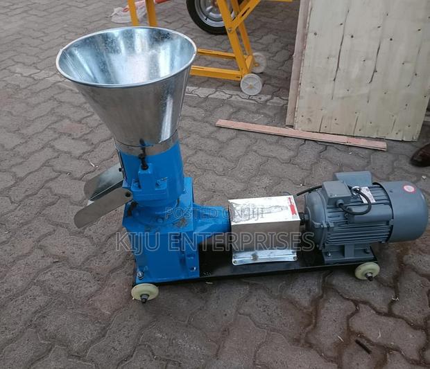 Animals Feeding Machines - main view