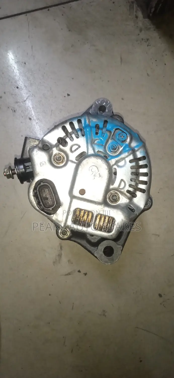 Alternator Toyota Landcruiser