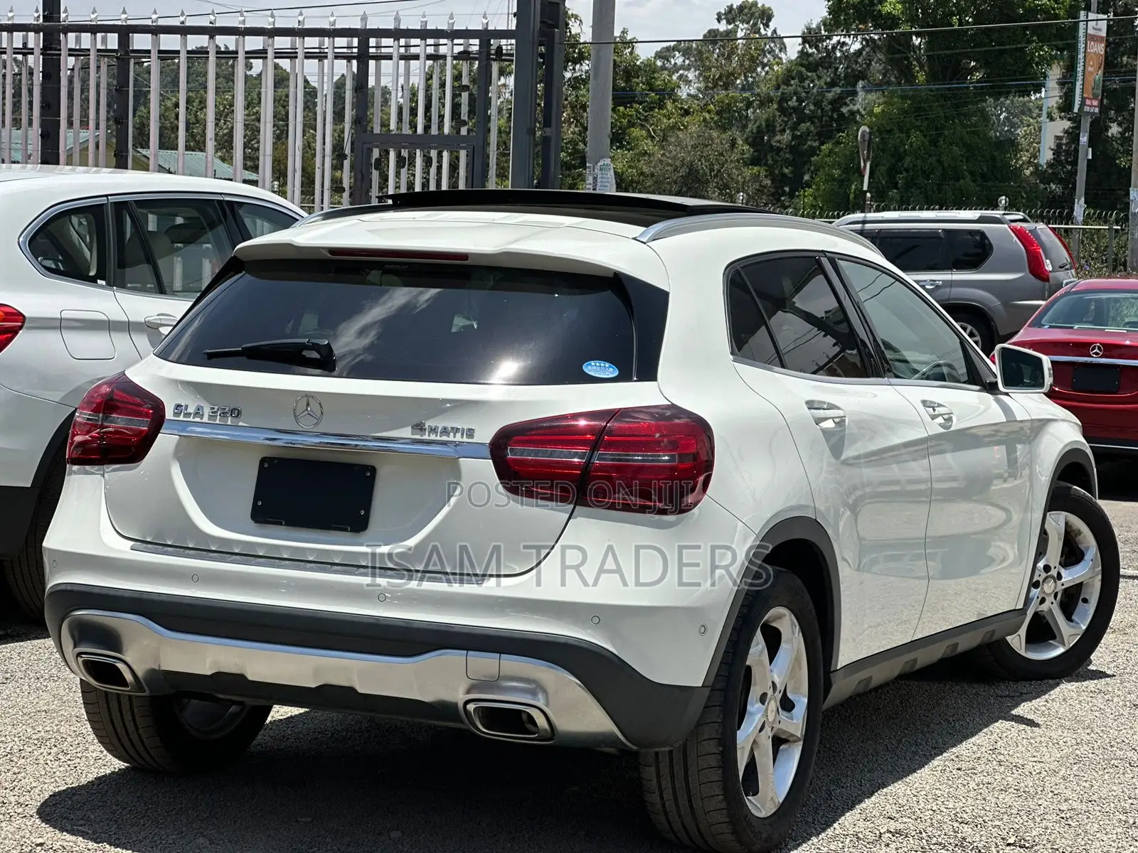 Mercedes-Benz GLA-Class 2017 Pearl