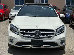 Mercedes-Benz GLA-Class 2017 Pearl