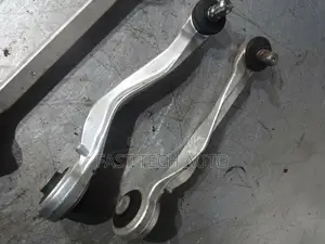 Volkswagen Passat Upper Control Arm