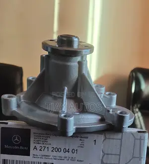 2712000401 Engine Water Pump Fit M271 CGI Kompressor