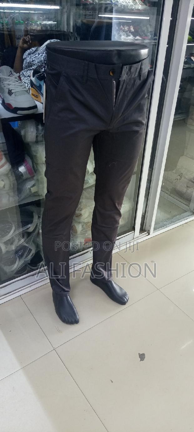 Slim Fits Khaki Pants