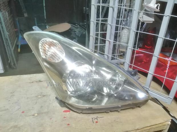 Toyota Wish 2002/2004 Xenon Headlamp, Ex Japan Parts
