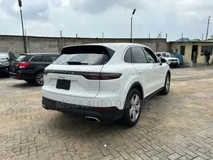 Porsche Cayenne 2020 Pearl