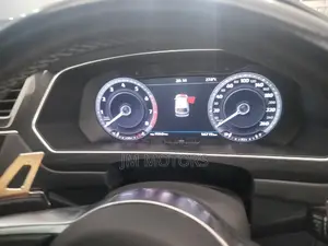 Volkswagen Tiguan 2018 Silver