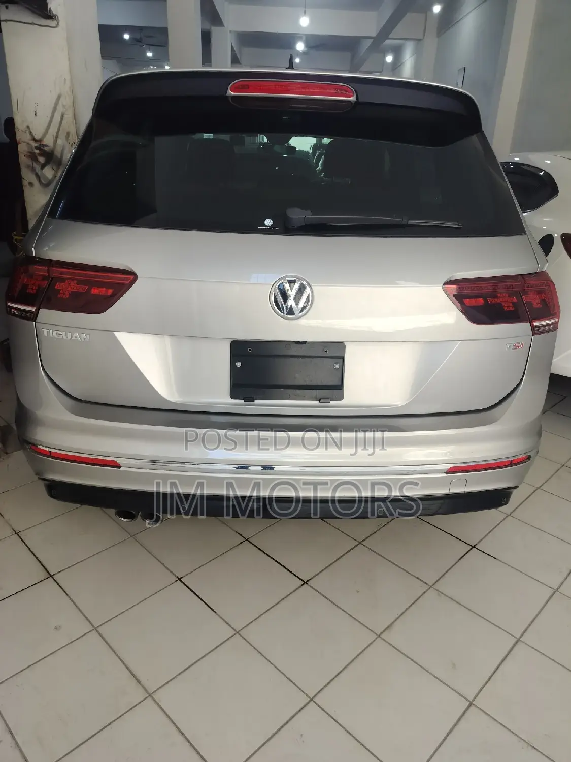 Volkswagen Tiguan 2018 Silver
