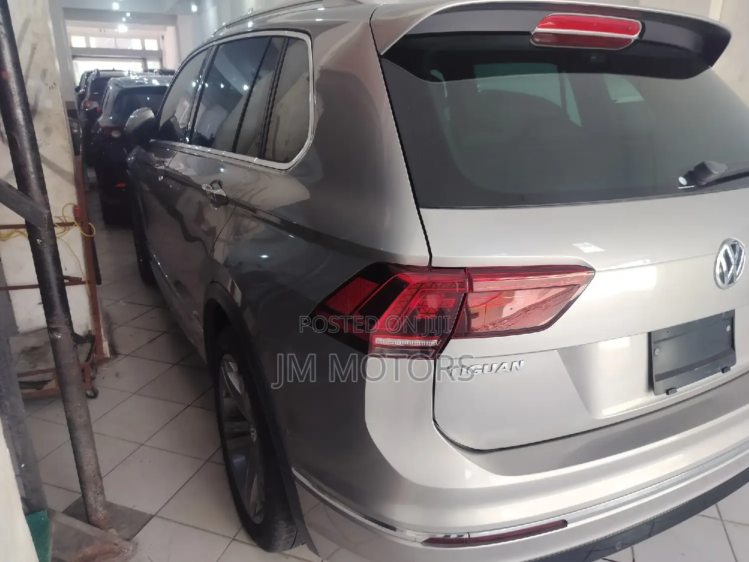 Volkswagen Tiguan 2018 Silver