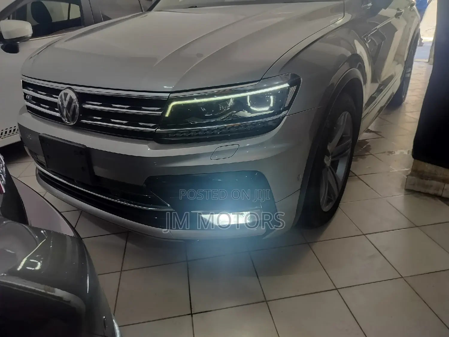 Volkswagen Tiguan 2018 Silver