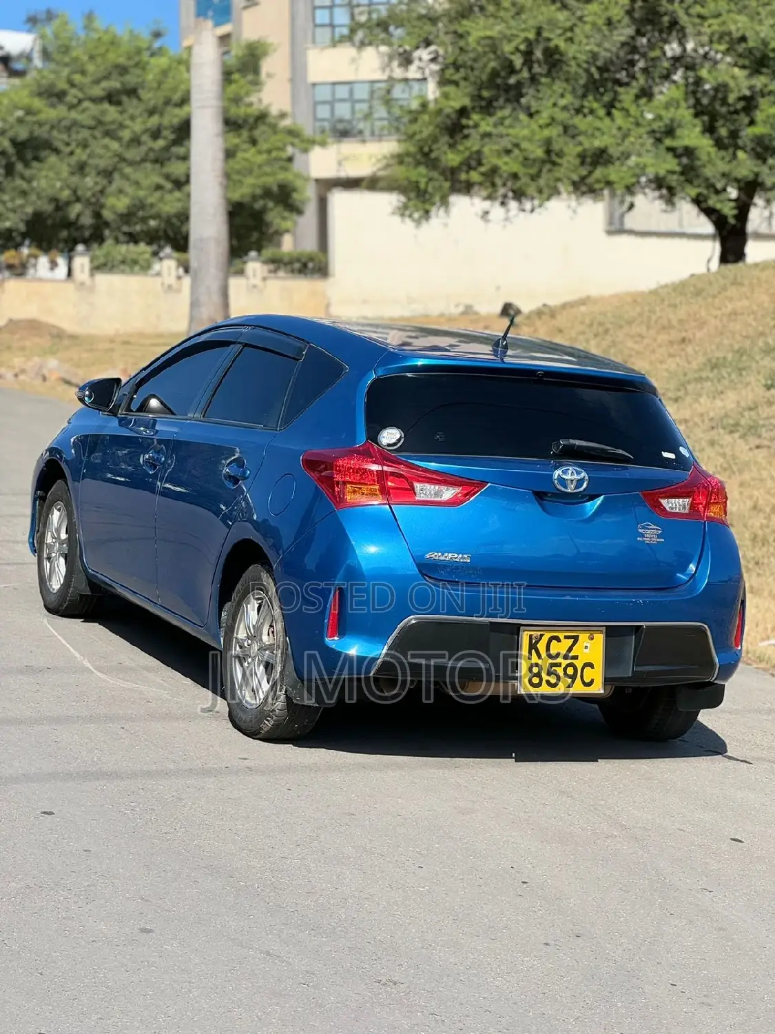 Toyota Auris 2013 Blue