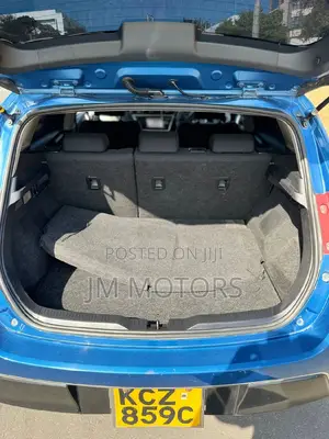 Toyota Auris 2013 Blue