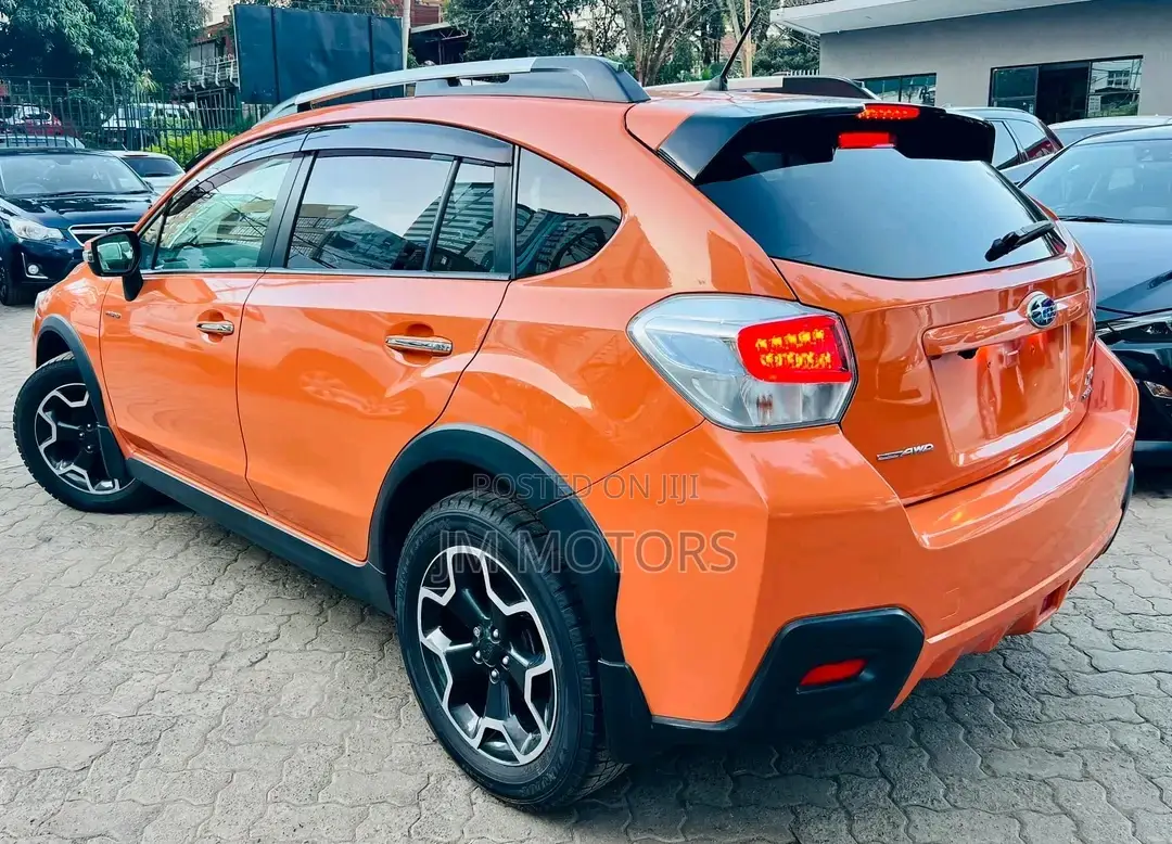 Subaru XV 2017 Orange
