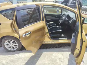 Nissan Note 2016 Gold
