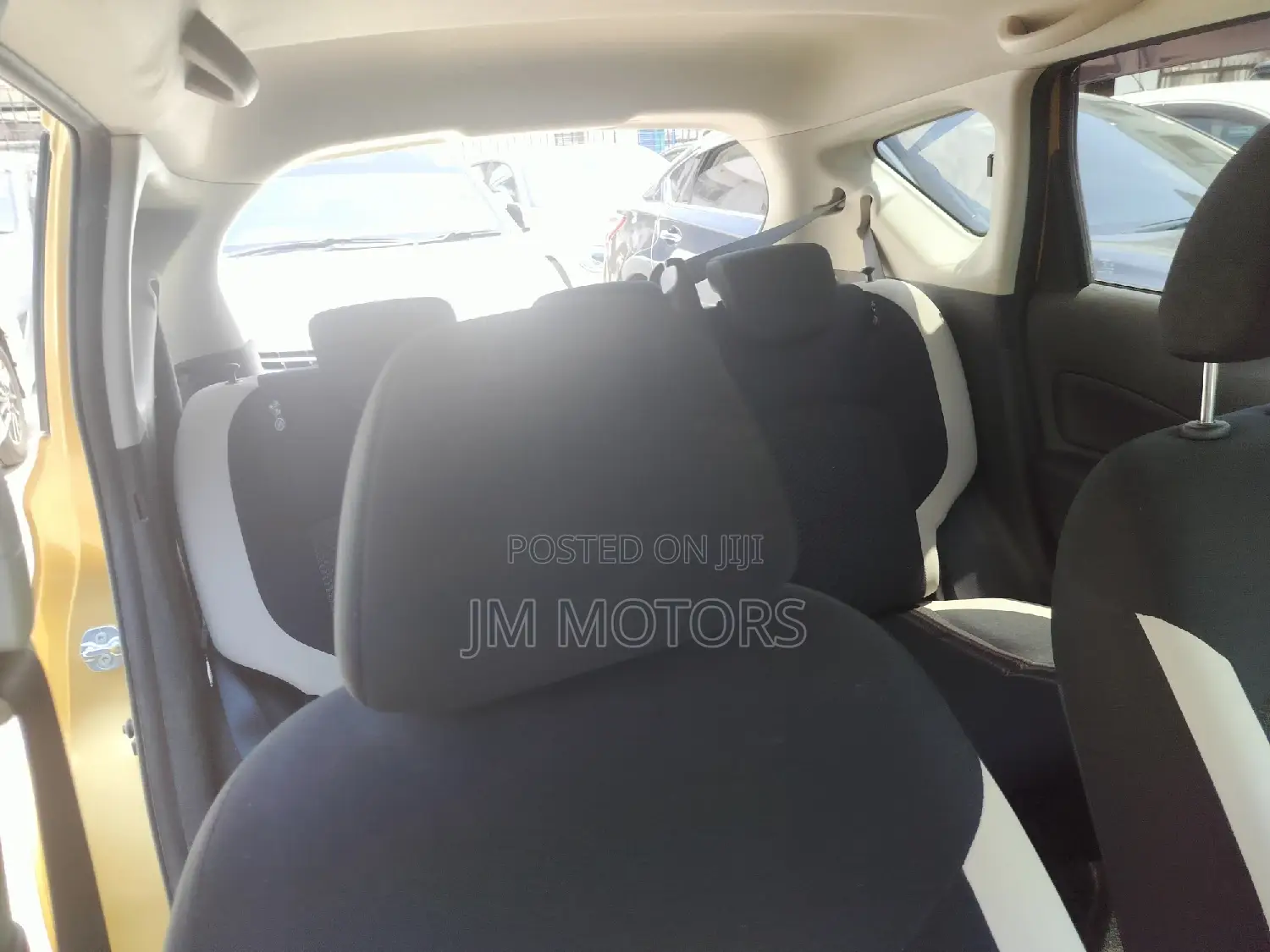 Nissan Note 2016 Gold