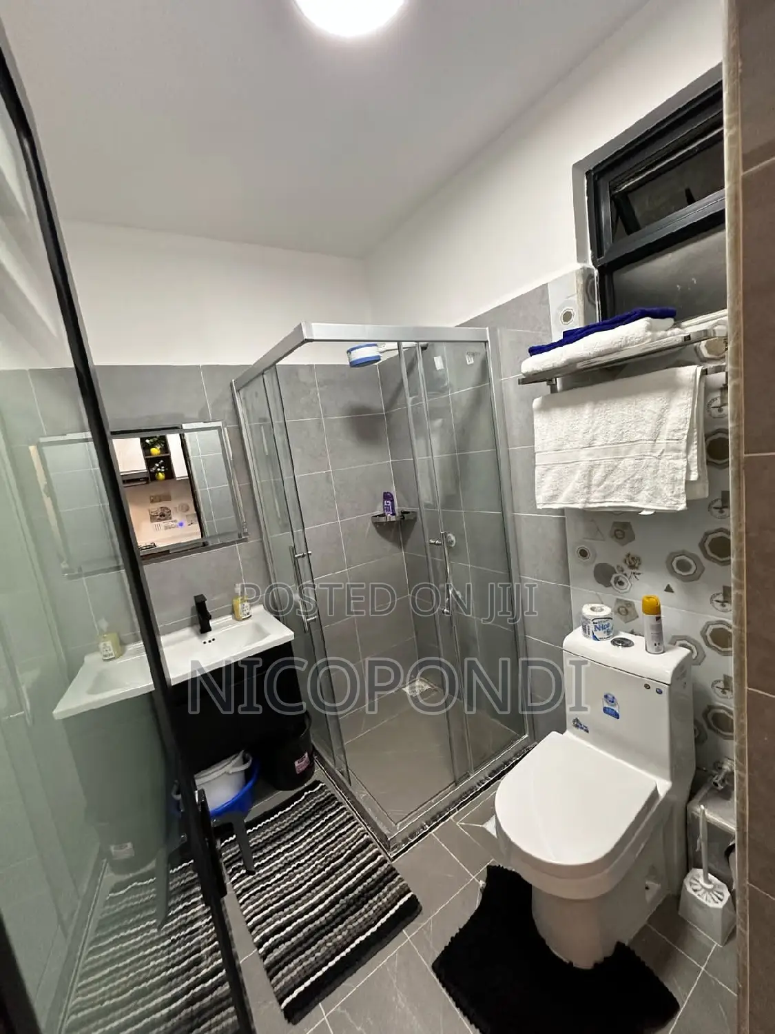 Furnished 1bdrm Apartment in Valley Arcade for rent