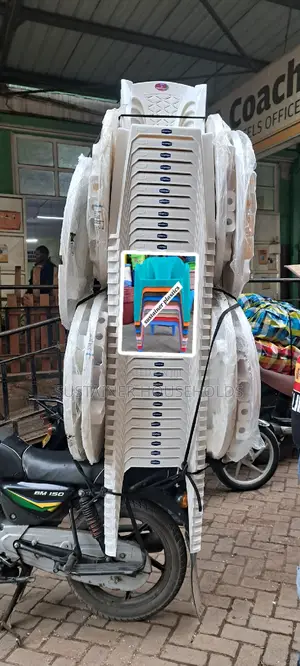 Armless Plastic Chairs With Plastic Tables