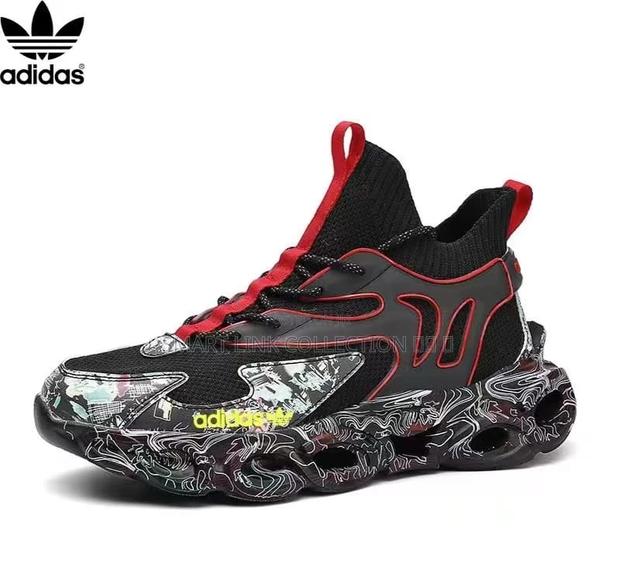 New Adidas - thumbnail 2