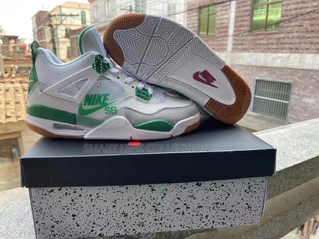 Air Jordan Cool White - thumbnail 2