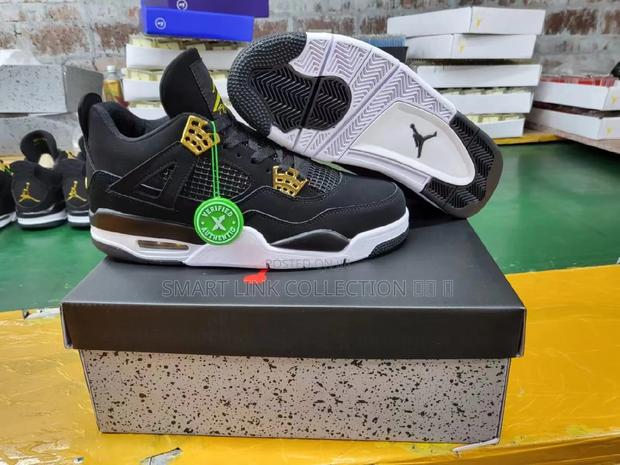 Air Jordan 4 Black - thumbnail 2