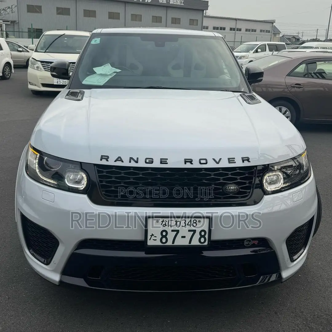 Land Rover Range Rover Sport SVR 4x4 (5.0L 8cyl 8A) 2017 White