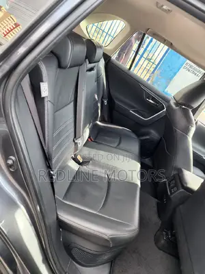 Toyota RAV4 XLE Premium FWD 2019 Gray