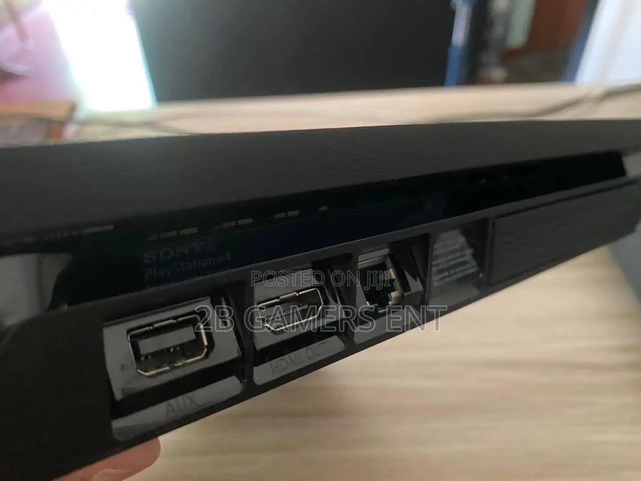 Play Station 4 Slim Seal On