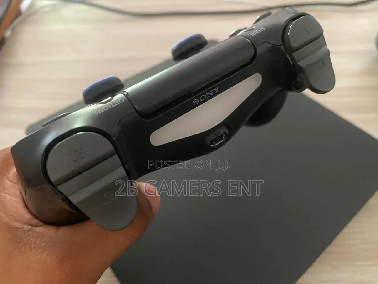 Play Station 4 Slim Seal On