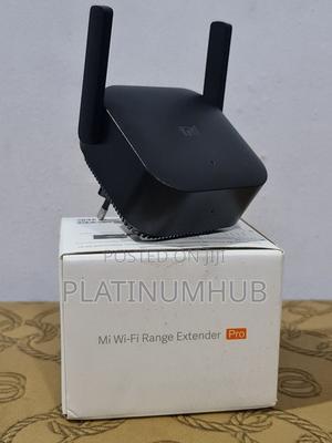 Mi Wi-Fi Range Extender Pro Q8 - main view