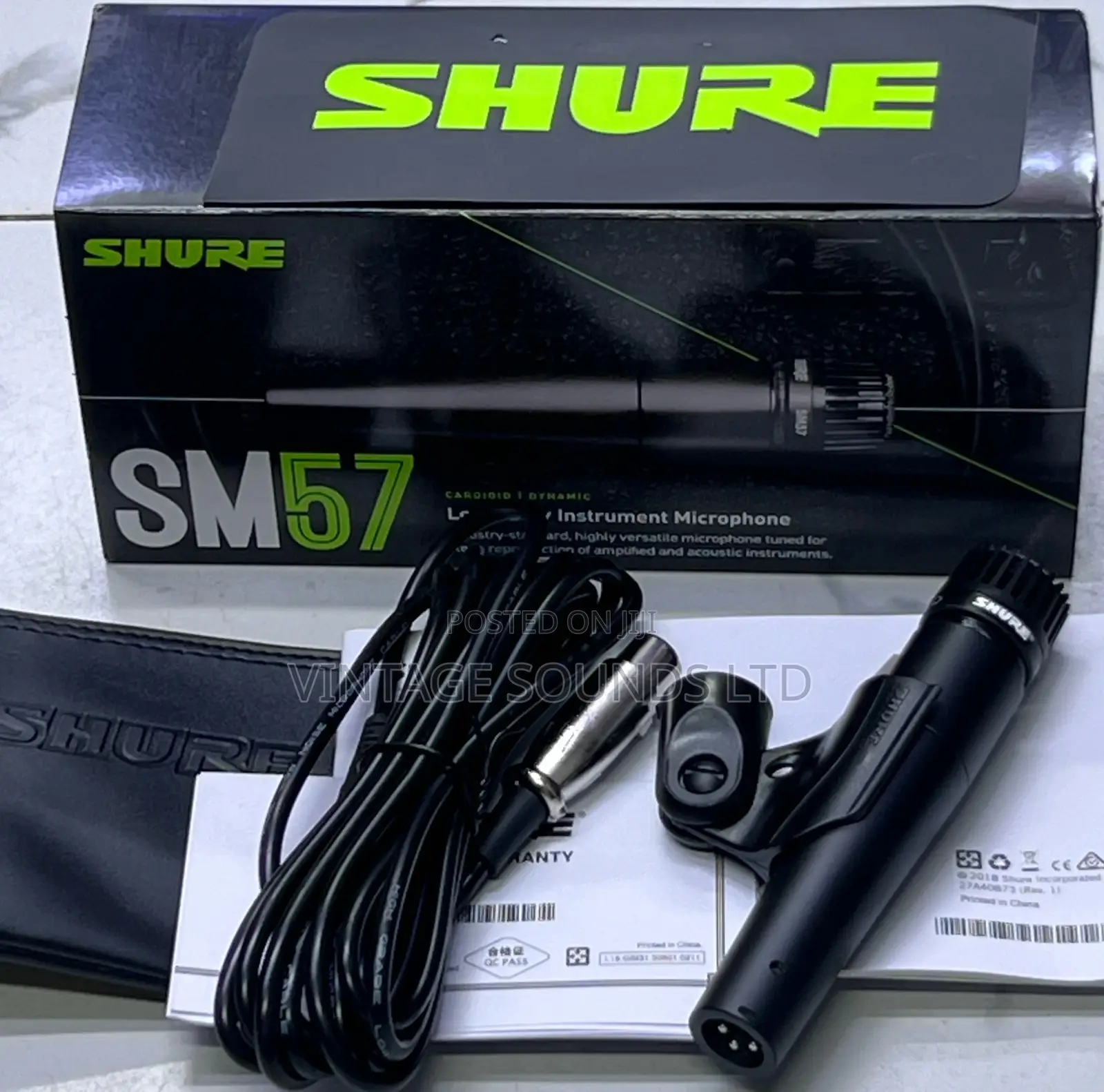 SM57 Dynamic Instrument Microphone / Black