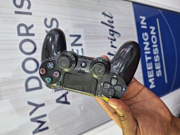 Sony Play Station 4 Slim - thumbnail 8