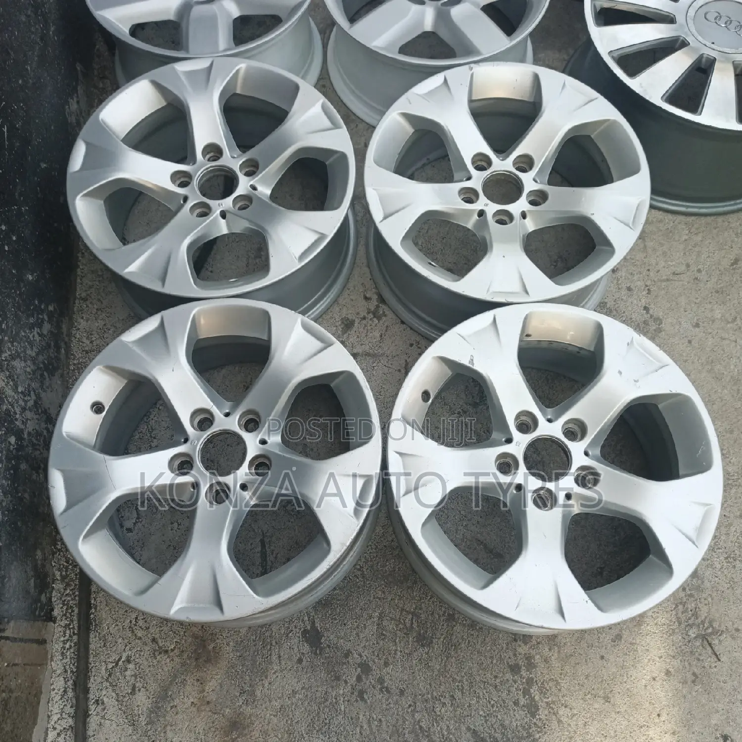 BMW Size 17 Set of 4pcs