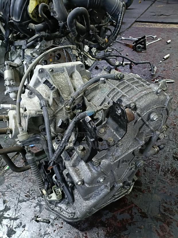 3zr Gear Box for Noah Voxy and Wish - main view