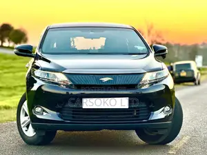 Toyota Harrier 2.0 2017 Black
